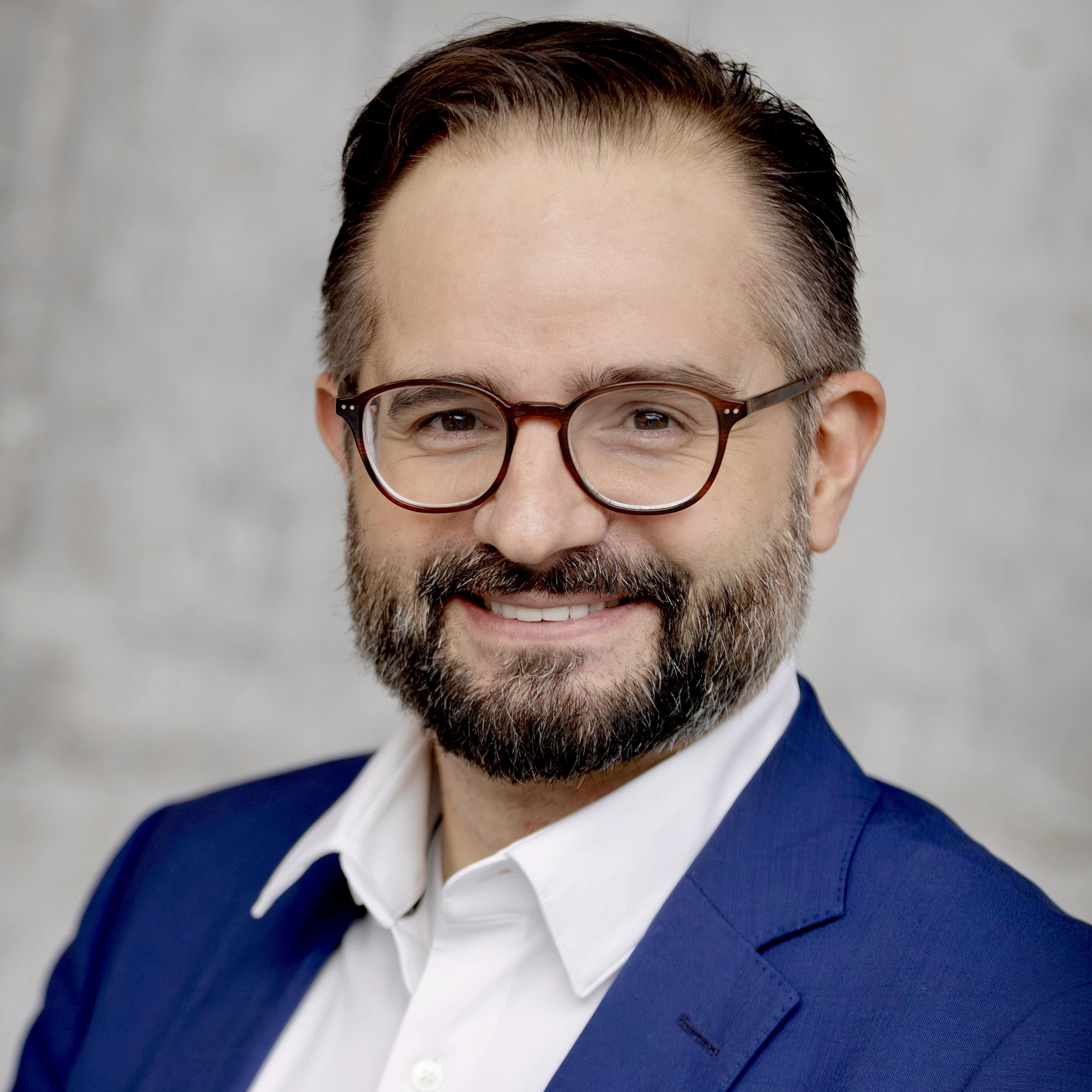 Prof. Roland Kádár
